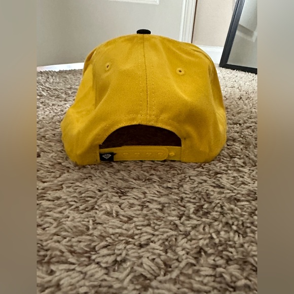 hat - Picture 2 of 3